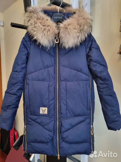 Пуховик с наполнителем из пуха р-р 42-44