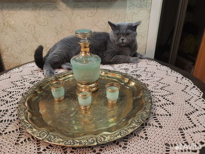 Графин и поднос