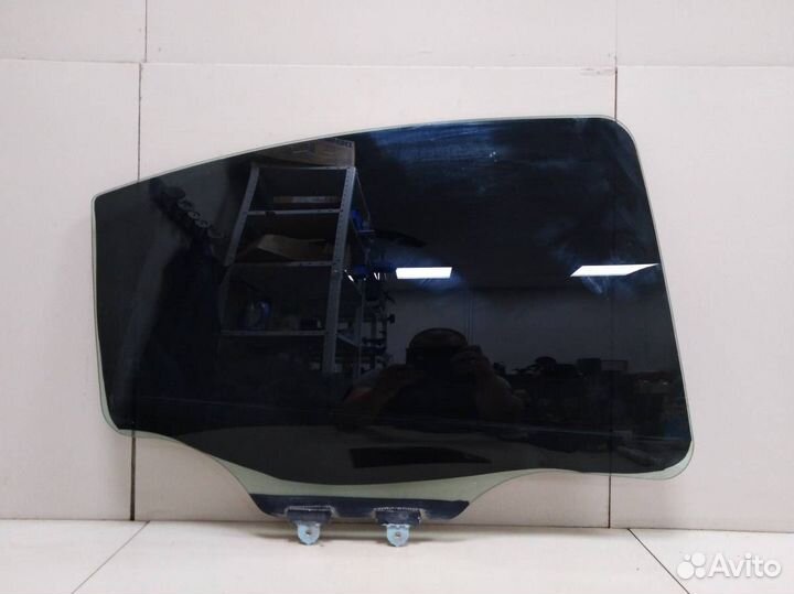 Стекло двери задней правой Mitsubishi Galant DJ/DM
