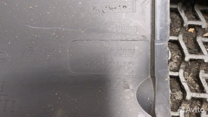 Жабо под дворники Volvo S90, 2018