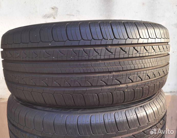 Nexen N'Priz AH8 215/55 R17 94V