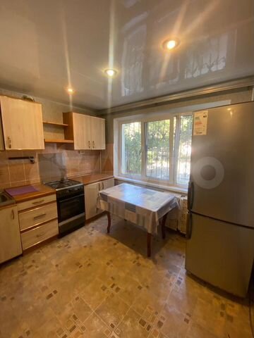 1-к. квартира, 38 м², 2/5 эт.