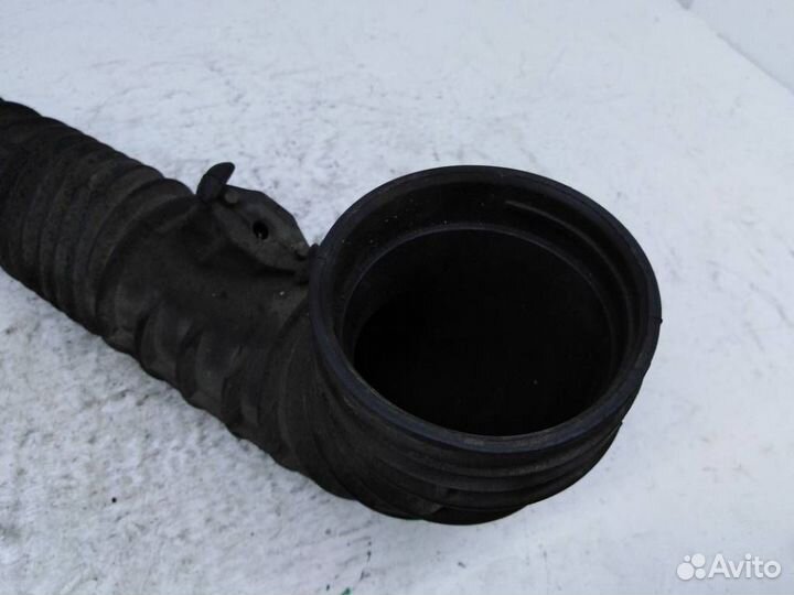Патрубок воздушного фильтра