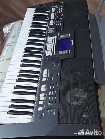 Синтезатор yamaha s550