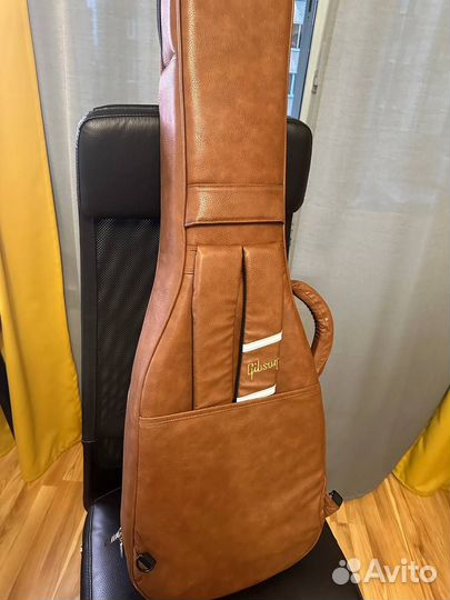 Фирменный чехол для гитары Gibson