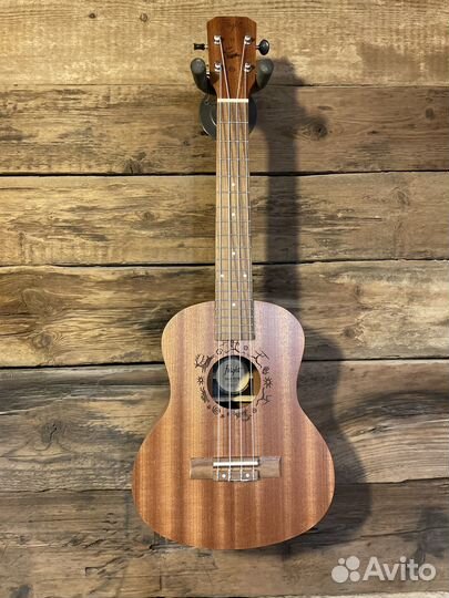 Укулеле Flight