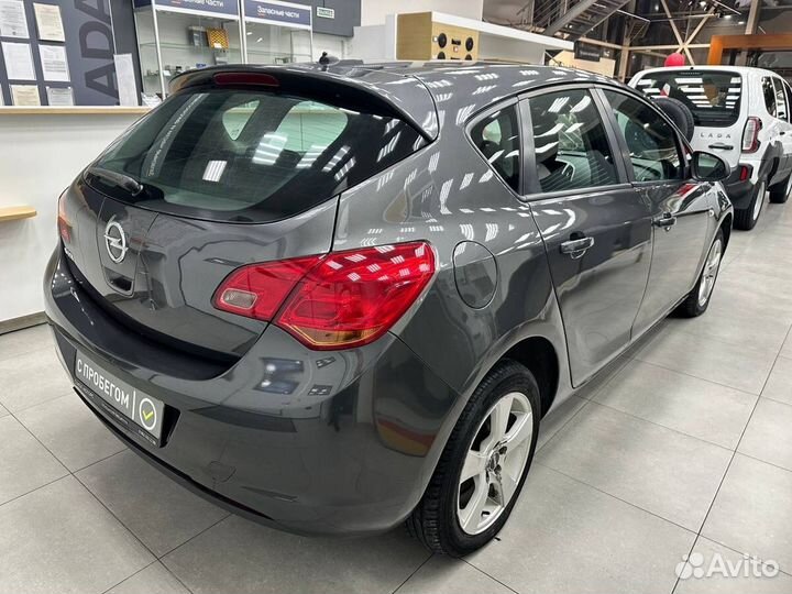 Opel Astra 1.6 МТ, 2010, 237 000 км