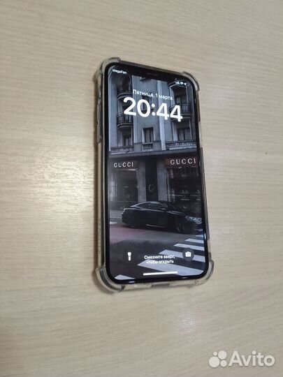 iPhone 11 Pro, 64 ГБ
