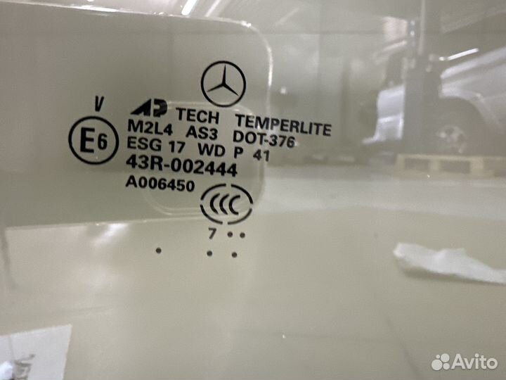 Стекло двери заднее Mercedes W164 ML