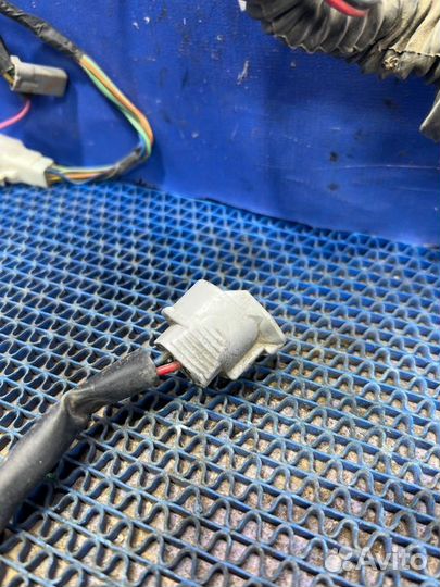 Проводка двери Toyota Sprinter седан 1994