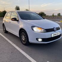 Volkswagen Golf 1.6 AMT, 2011, 30 000 км, с пробегом, цена 950 000 руб.