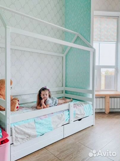 Кровать подростковая