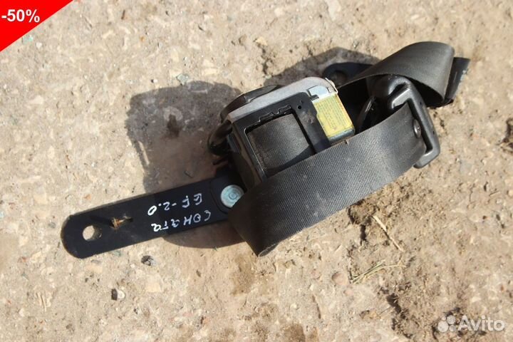Ремень безопасности на Хендай Соната EF