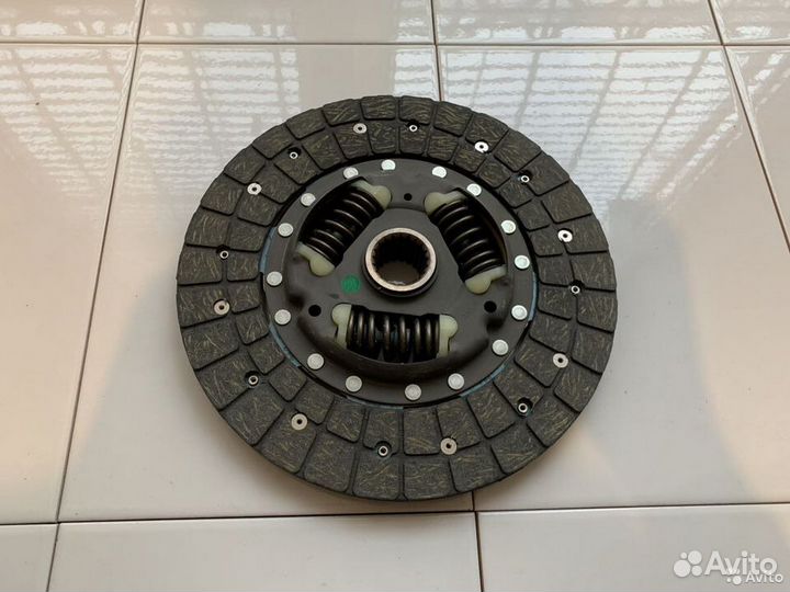 Диск сцепления Toyota Hilux 1995-2001 Оригинал
