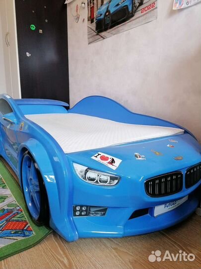 Детская кровать машина