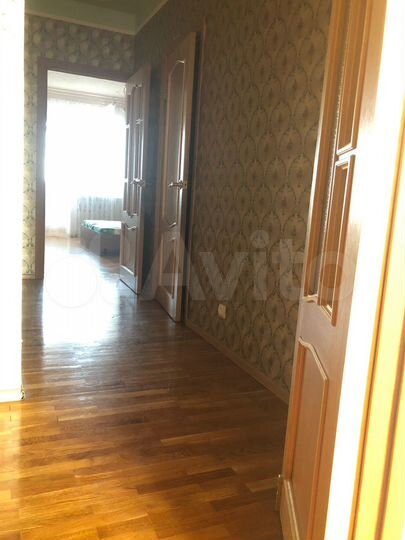 2-к. квартира, 85 м², 8/9 эт.