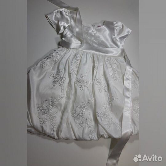 Продам платье для девочки