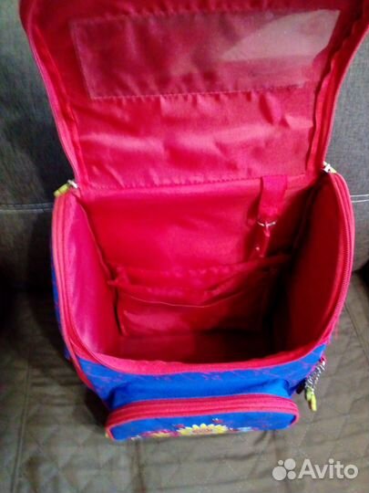 Школьный ранец для девочки
