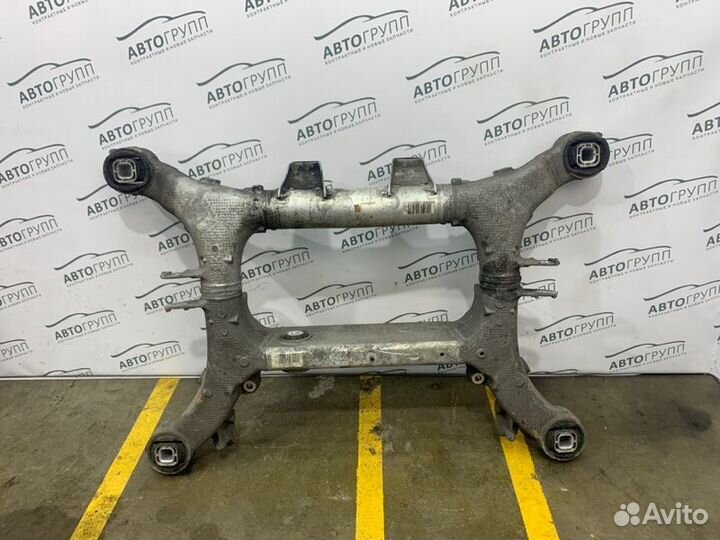 Подрамник задний Bmw 730Li F02 (Ф02) N52B30AF 3