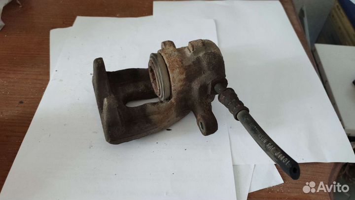 Задние тормозные суппорта Land Rover Freelander 2