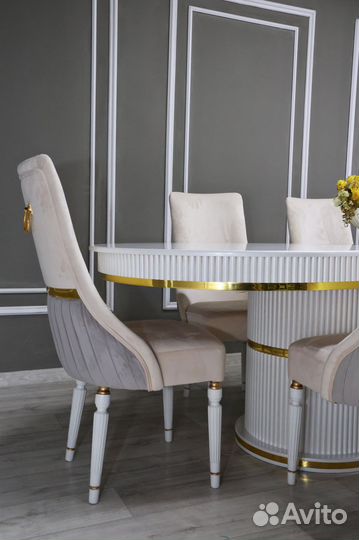 Стол в наличии