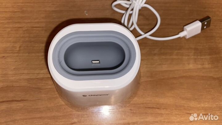 Док-станция для наушников AirPods