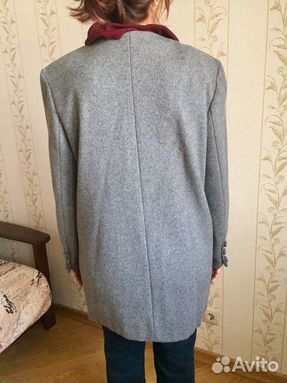 Пальто шерстяное