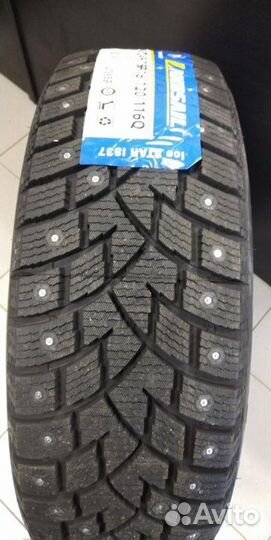 Landsail Ice Star IS37 275/50 R21 113T