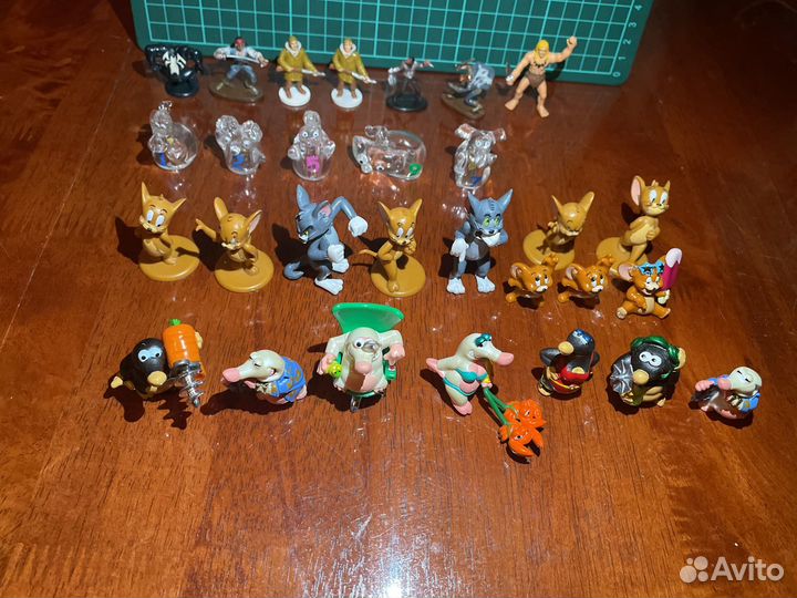 Киндер игрушки разные