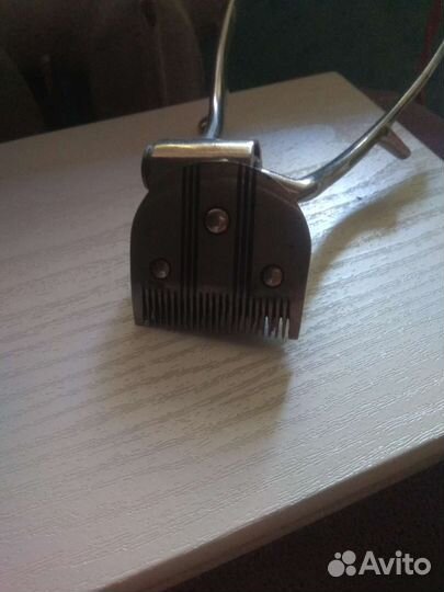 Ручная машинка для стрижки волос