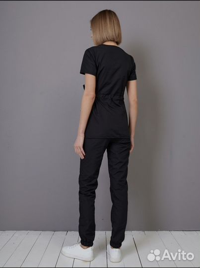 Медицинская одежда женская