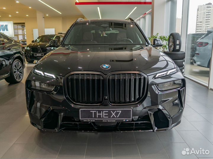 BMW X7 3.0 AT, 2023