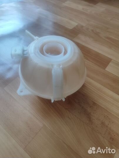 Расширительный бачок volkswagen. Skoda