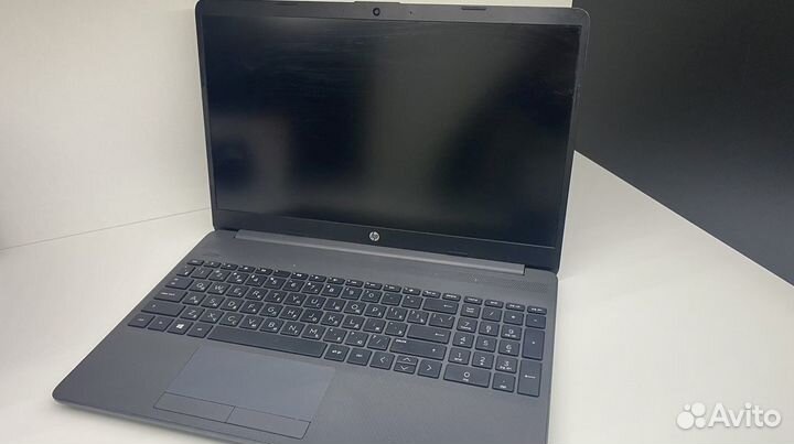 Ноутбук HP 15-dw1035ur 15.6