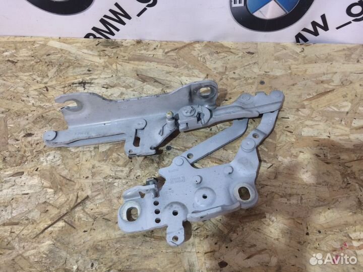 BMW F30 Петля капота правая с Японии
