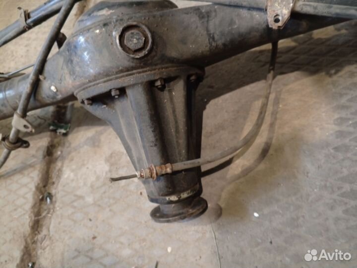 Задний мост