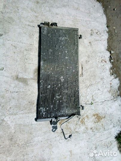 Радиатор кондиционера nissan bluebird