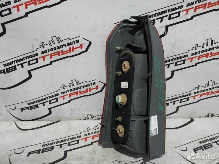 Фонарь toyota succeed NCP51V NCP55V NCP58G NCP59G