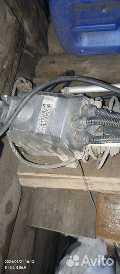 Лебедка автомобильная