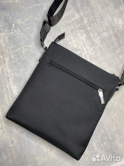 Сумка burberry мужская через плечо новая