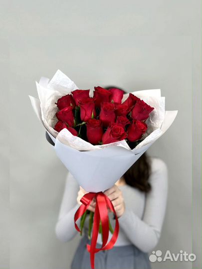 Букет цветов из красных роз