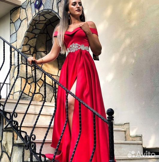 Вечернее платье новое