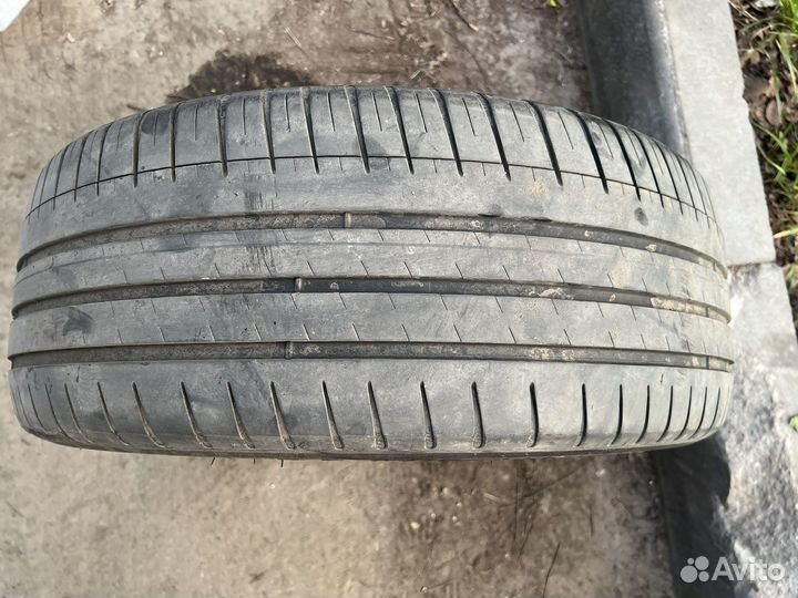 Michelin Pilot Sport 3 235/45 R18