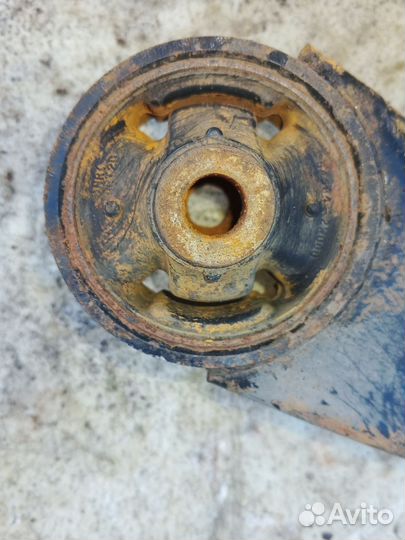 Рычаг передний правый Hyundai Santa Fe 3