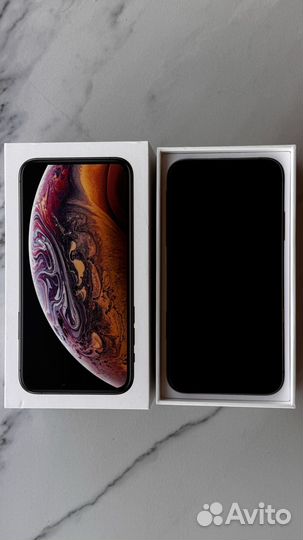 iPhone Xs, 256 ГБ