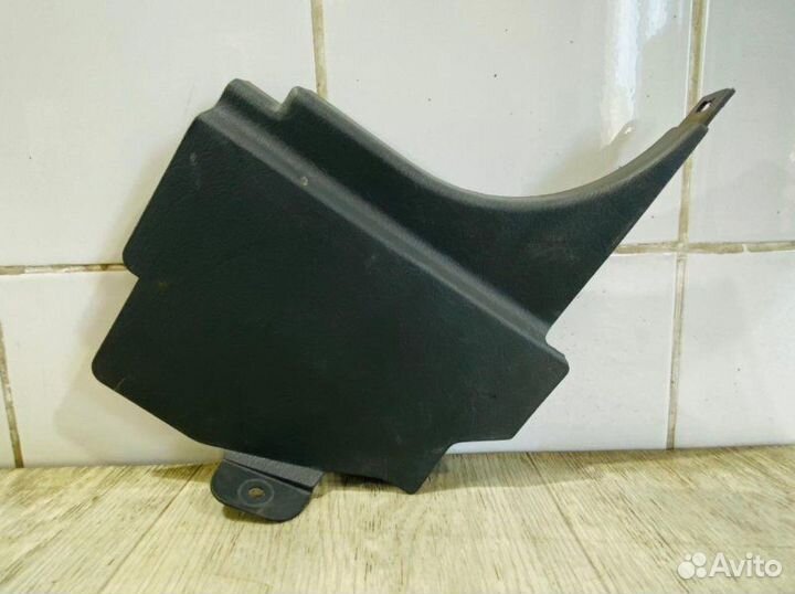 Накладка порога передняя правая Kia Spectra