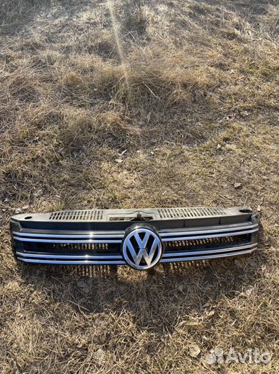 Решетка радиатора volkswagen tiguan