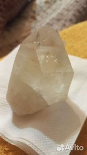 Камень горный хрусталь необработанный