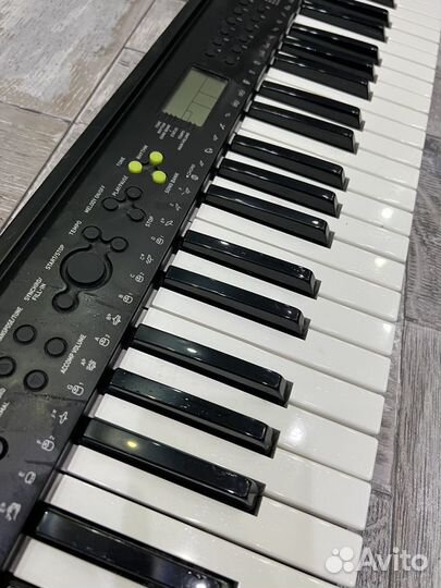 Синтезатор casio