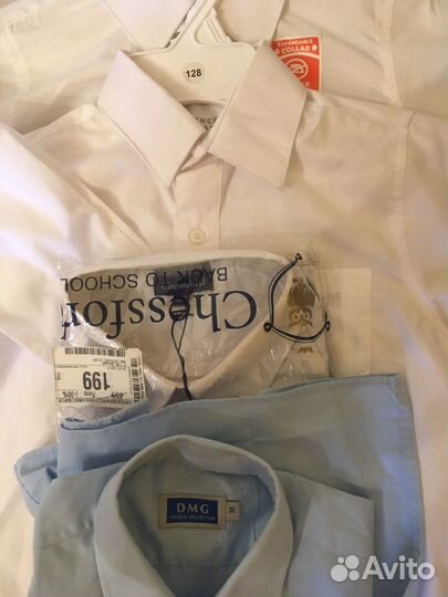 Рубашки школьные новые р. 122, 128